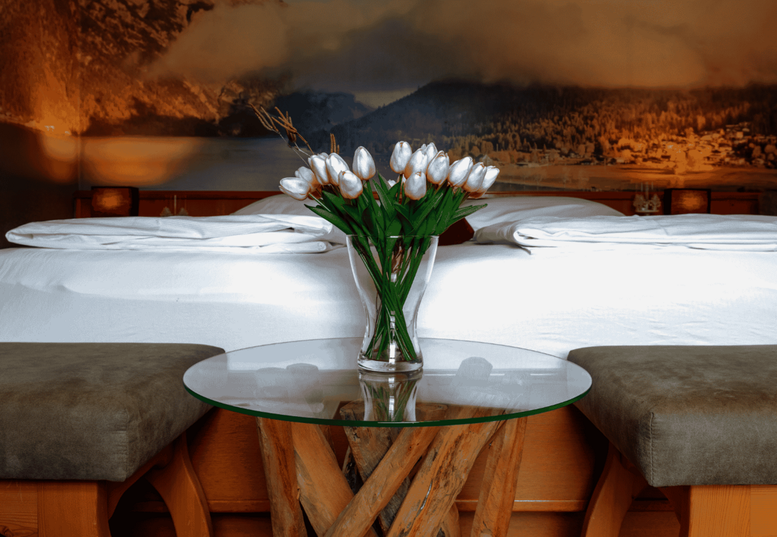 Blumen auf Tisch