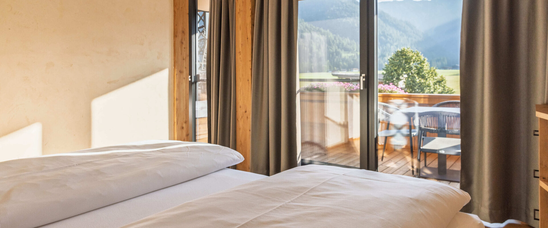Doppelbett mit Ausblick