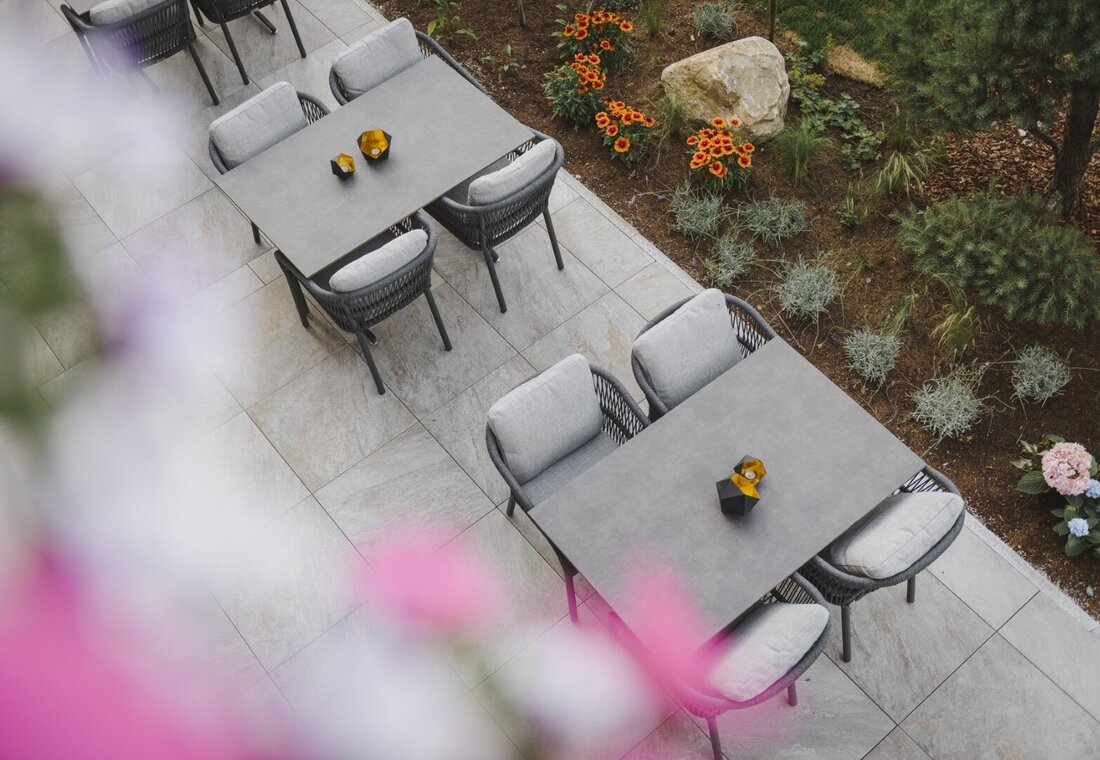 Blick auf die Terrasse von oben