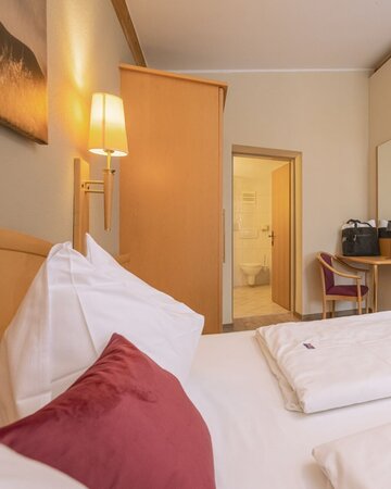 Zimmer mit Doppelbett