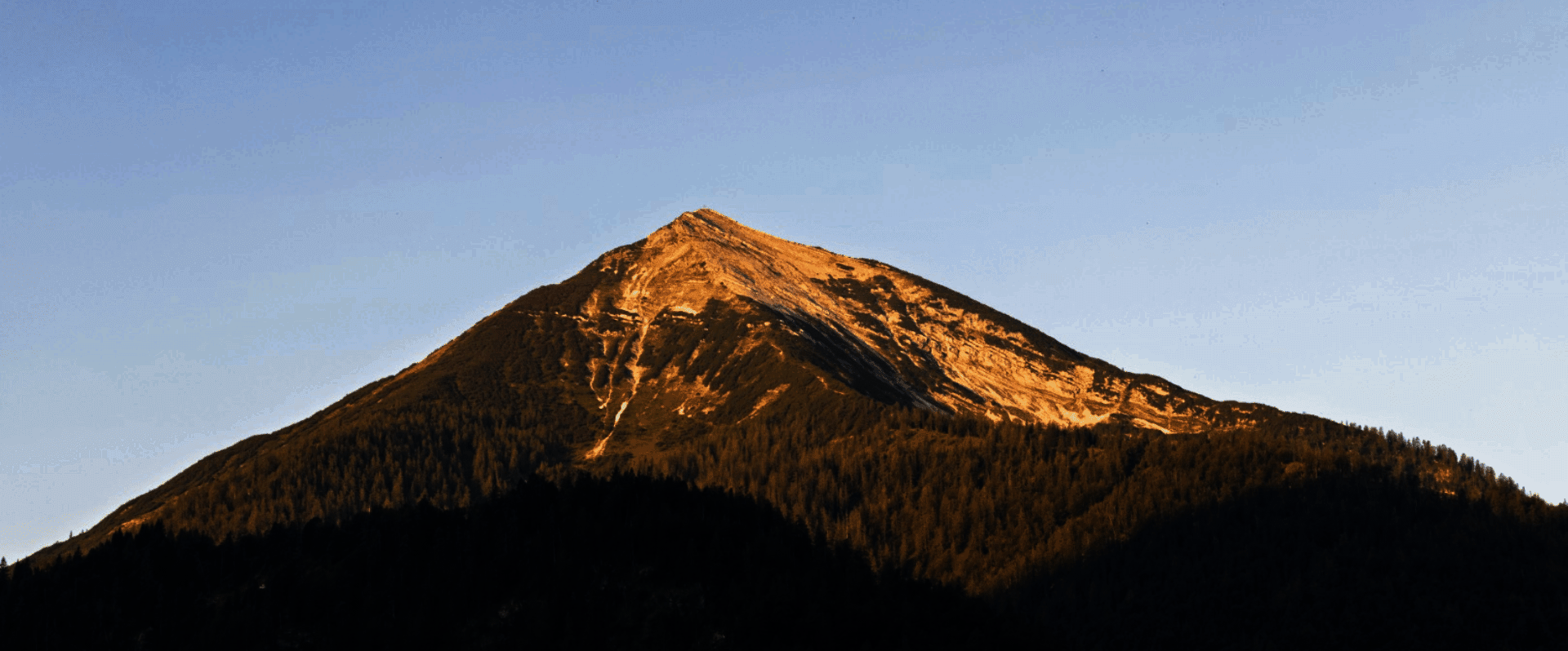 Abendsonne am Berg
