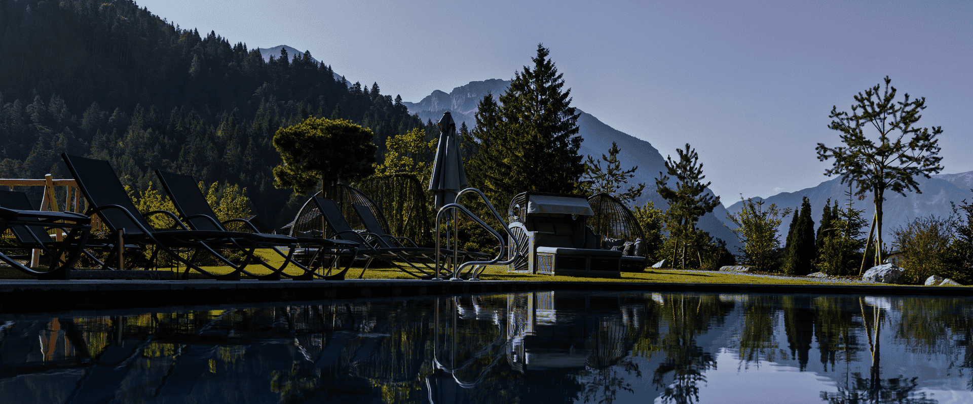 Pool mit Garten