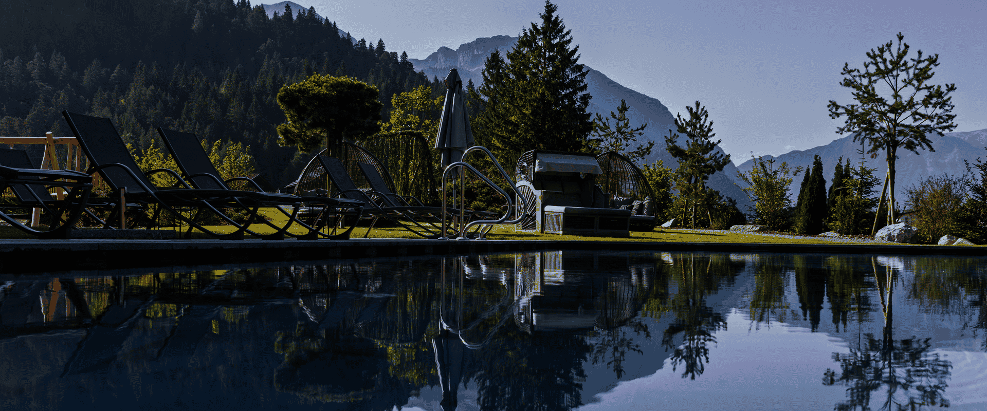 Pool im Garten