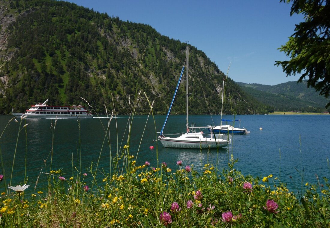 Schiffe am Achensee