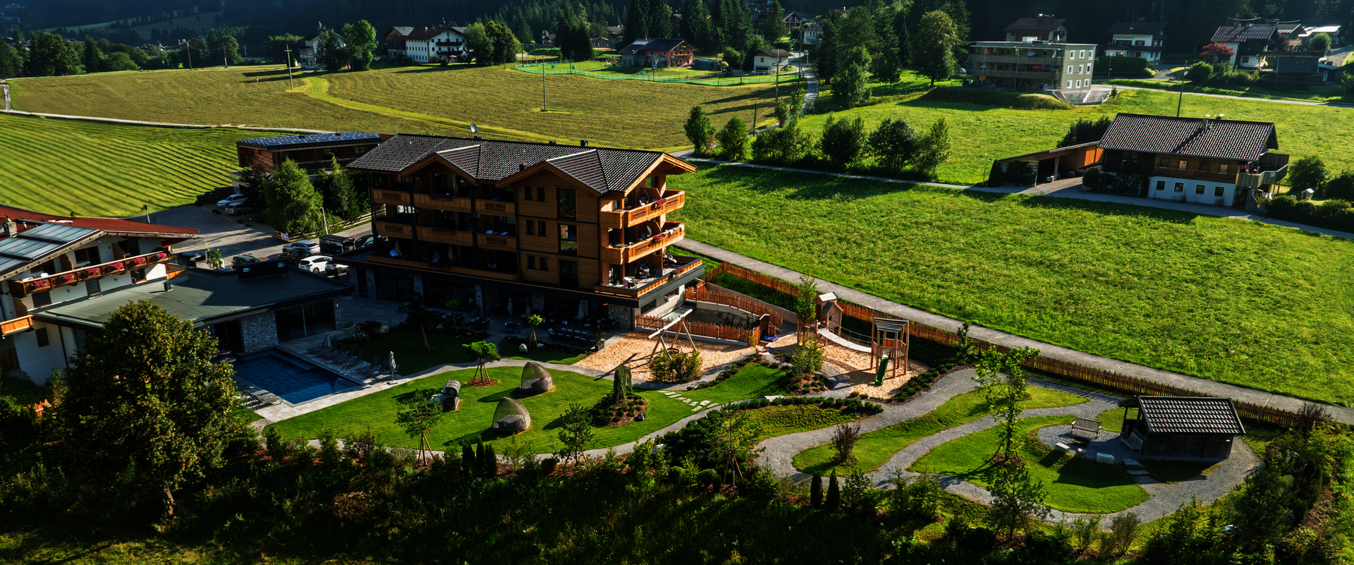 Luftaufnahme von Hotelanlage