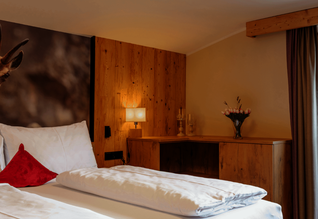 Doppelbett mit Blick nach draußen