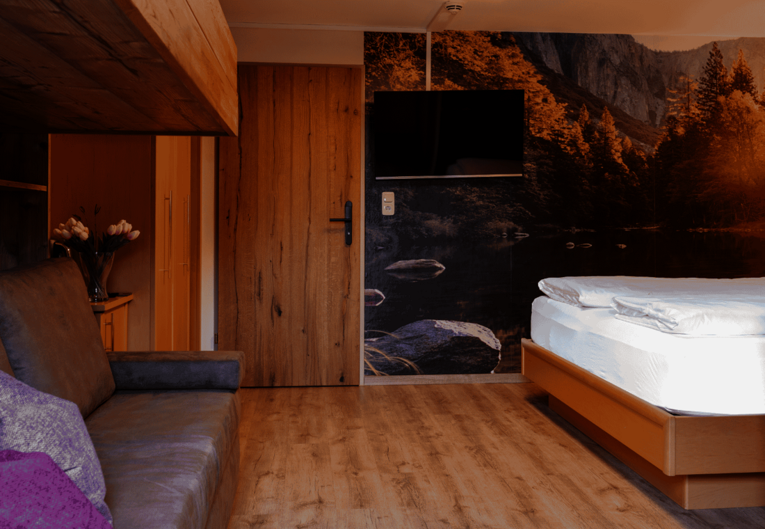 Sicht vom Zimmer Richtung Tür